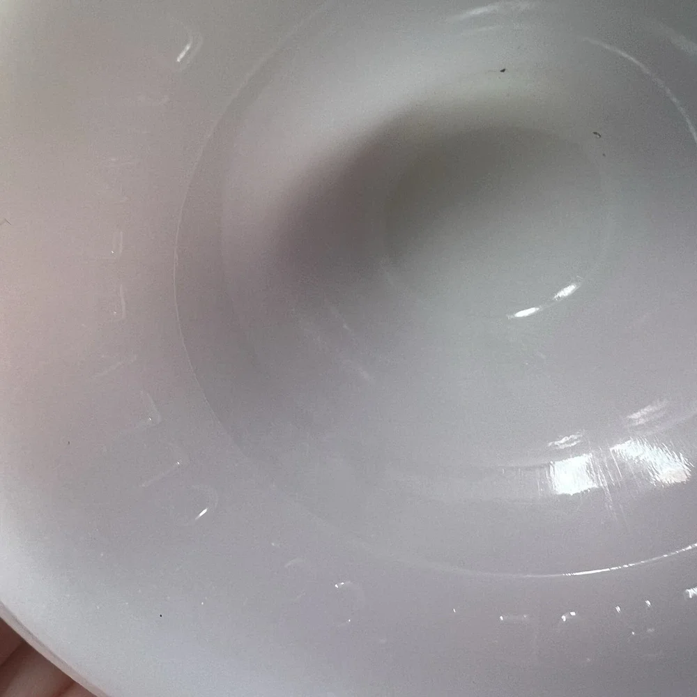 Vintage‎ E.O. Brody Co. Ribbed Milk Glass Pedestal Vase M3000 6.75